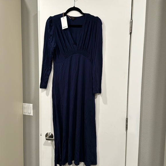 Quince Dresses & Skirts - Quince Navy Blue Long Sleeve Dress